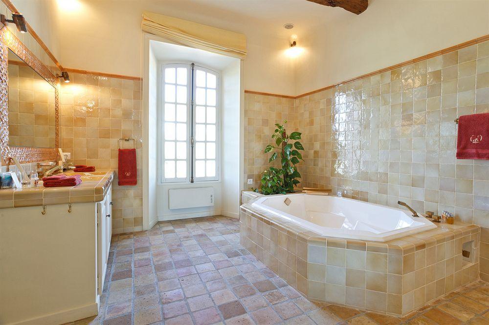 Chateau Les Crostes Hotel Lorgues Esterno foto