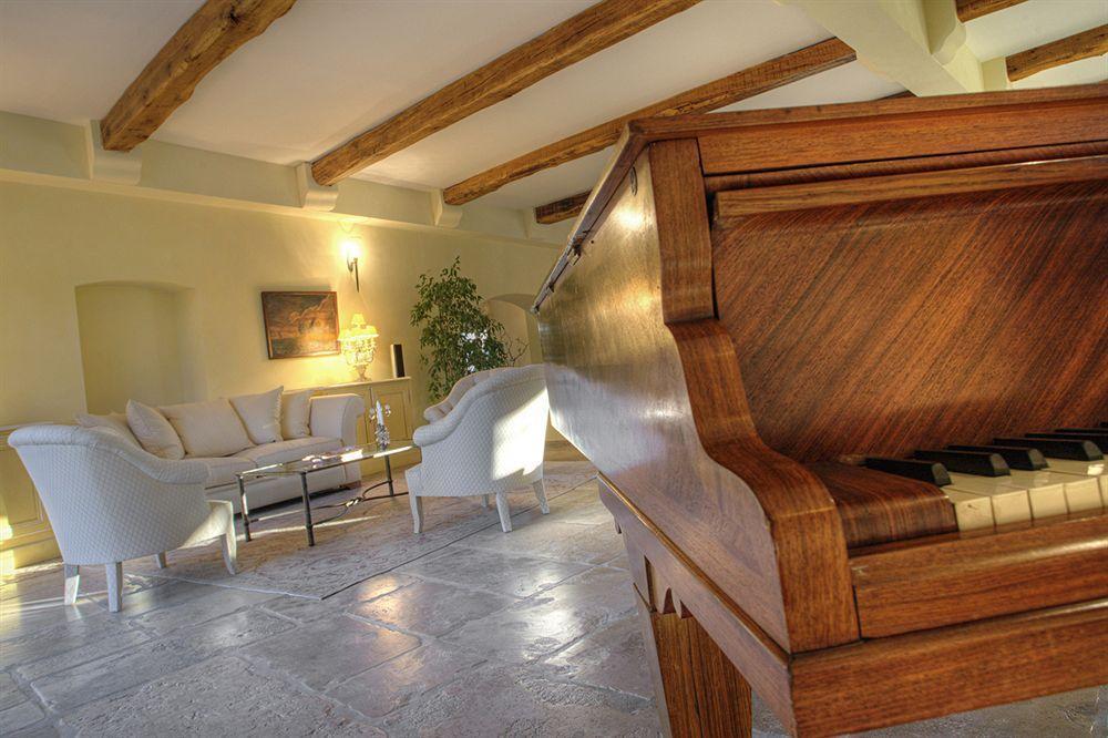 Chateau Les Crostes Hotel Lorgues Esterno foto
