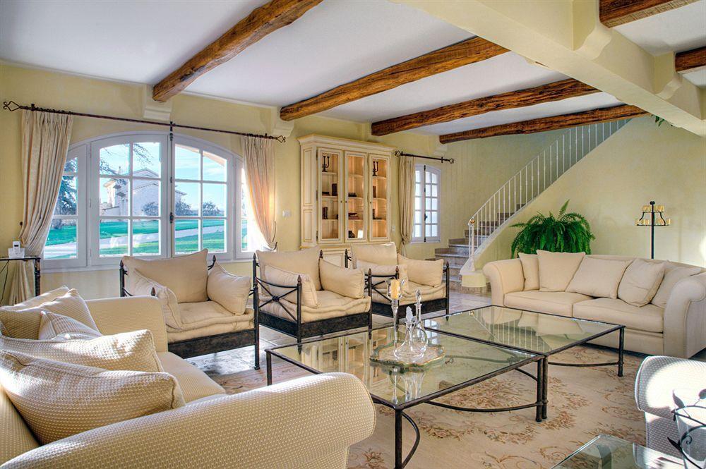 Chateau Les Crostes Hotel Lorgues Esterno foto